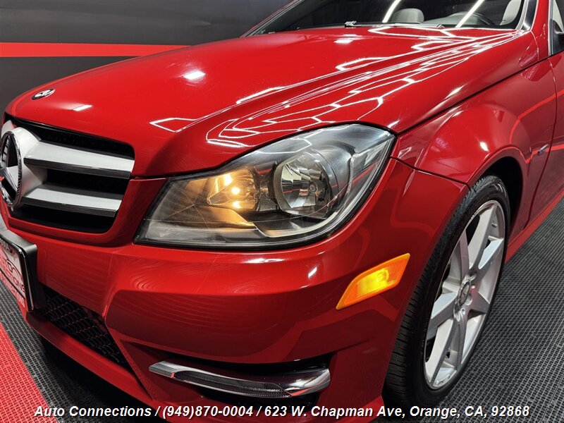 2012 Mercedes-Benz C-Class C250 Sport photo 37