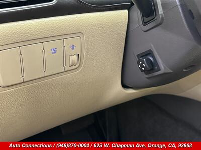 2012 Hyundai Genesis 3.8L V6 - Photo 22 - Orange, CA 92868