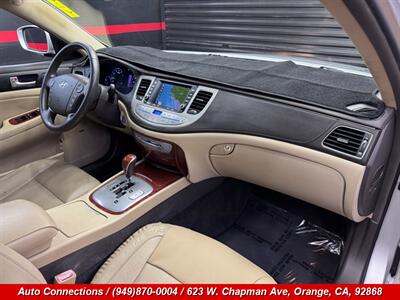 2012 Hyundai Genesis 3.8L V6 - Photo 9 - Orange, CA 92868