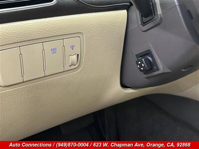 2012 Hyundai Genesis 3.8L V6 - Photo 22 - Orange, CA 92868