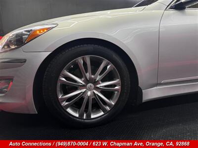 2012 Hyundai Genesis 3.8L V6 - Photo 34 - Orange, CA 92868