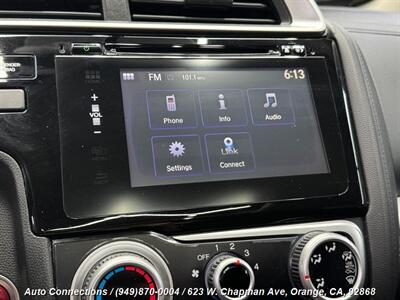 2015 Honda Fit EX   - Photo 16 - Orange, CA 92868