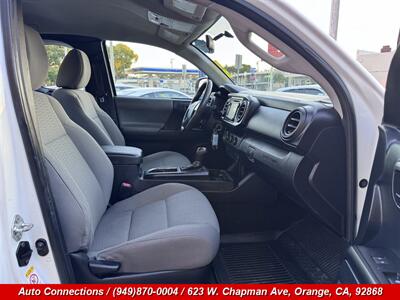 2017 Toyota Tacoma SR5   - Photo 7 - Orange, CA 92868