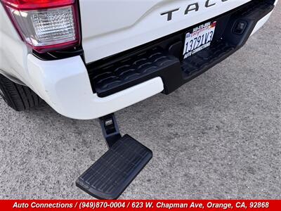 2017 Toyota Tacoma SR5   - Photo 25 - Orange, CA 92868