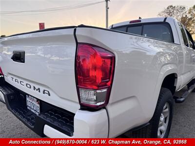 2017 Toyota Tacoma SR5   - Photo 29 - Orange, CA 92868