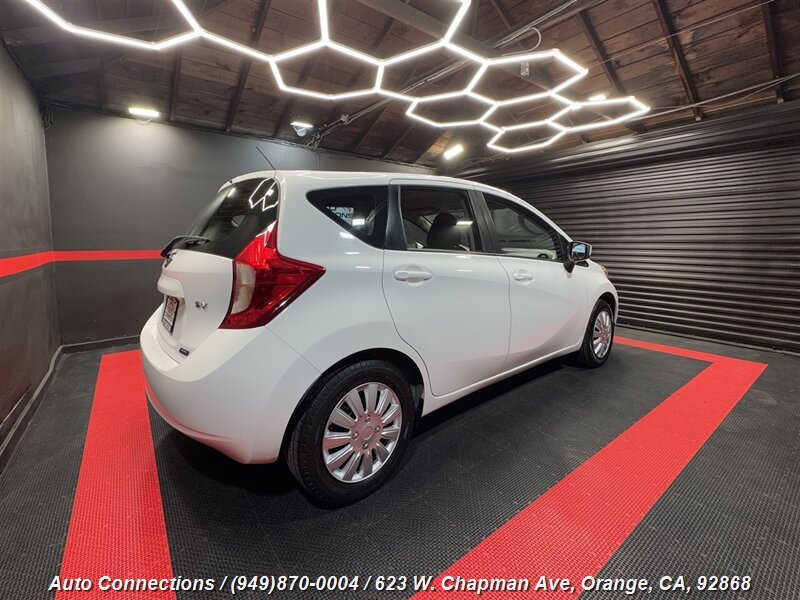 2016 Nissan Versa Note SV photo 4