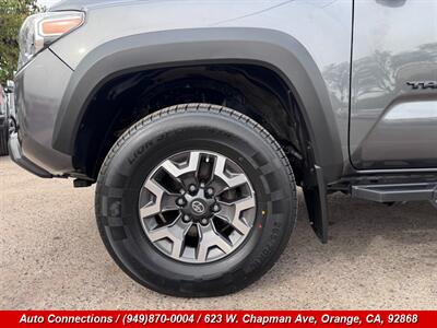 2021 Toyota Tacoma TRD Off-Road   - Photo 38 - Orange, CA 92868