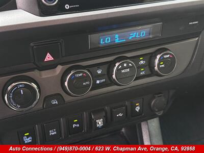 2021 Toyota Tacoma TRD Off-Road   - Photo 16 - Orange, CA 92868