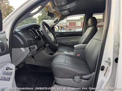 2005 Toyota Tacoma PreRunner V6   - Photo 6 - Orange, CA 92868