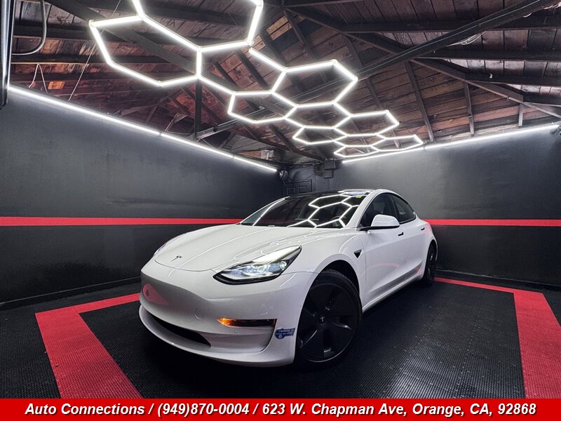 2021 Tesla Model 3 Standard Range Plus  