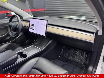 2021 Tesla Model 3 Standard Range Plus - Photo 10 - Orange, CA 92868