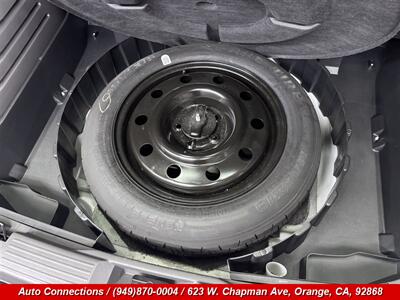 2013 Ford Edge SE   - Photo 22 - Orange, CA 92868