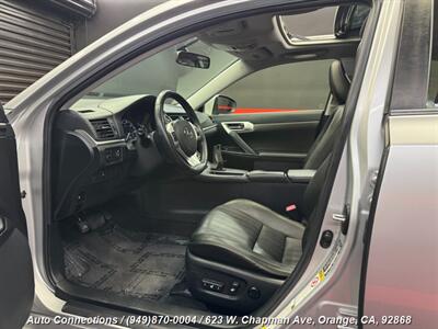 2013 Lexus CT 200h   - Photo 6 - Orange, CA 92868