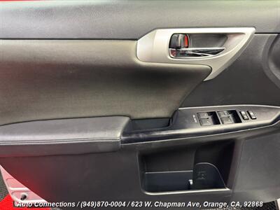2013 Lexus CT 200h   - Photo 14 - Orange, CA 92868
