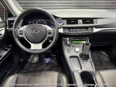 2013 Lexus CT 200h   - Photo 12 - Orange, CA 92868