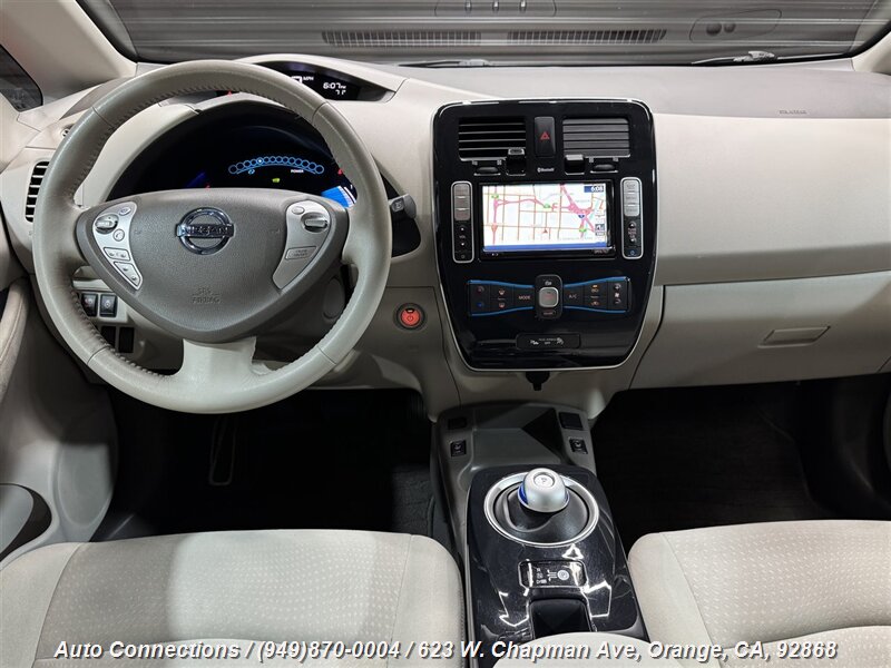 2012 Nissan LEAF SL photo 12