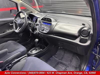 2013 Honda Fit Sport   - Photo 10 - Orange, CA 92868