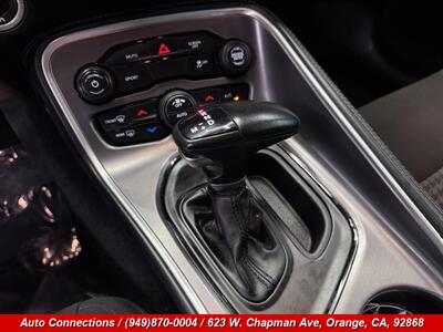 2021 Dodge Challenger SXT - Photo 13 - Orange, CA 92868