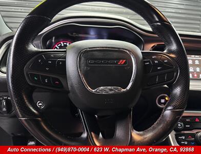 2021 Dodge Challenger SXT - Photo 12 - Orange, CA 92868
