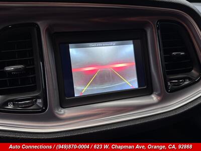 2021 Dodge Challenger SXT - Photo 17 - Orange, CA 92868