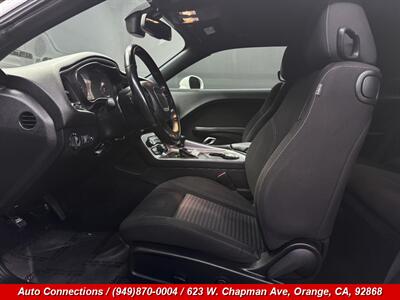 2021 Dodge Challenger SXT - Photo 6 - Orange, CA 92868