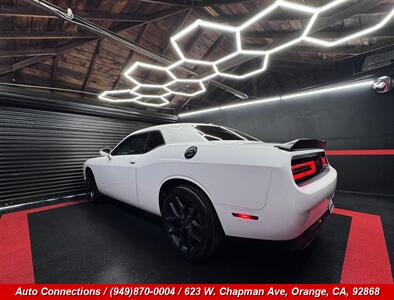 2021 Dodge Challenger SXT - Photo 4 - Orange, CA 92868