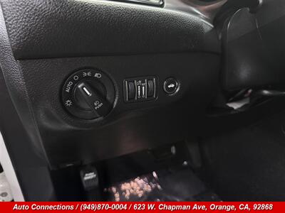 2021 Dodge Challenger SXT - Photo 18 - Orange, CA 92868