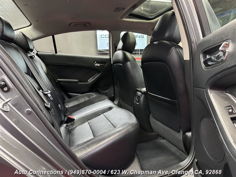 2015 Kia Forte EX photo 6