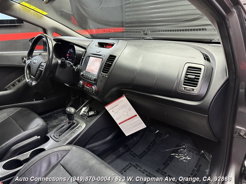 2015 Kia Forte EX photo 8