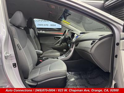 2012 Hyundai ELANTRA GLS - Photo 7 - Orange, CA 92868