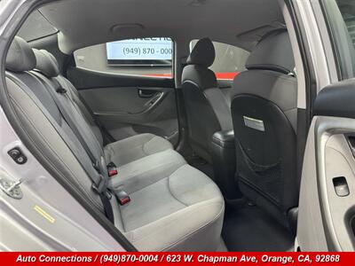 2012 Hyundai ELANTRA GLS - Photo 8 - Orange, CA 92868