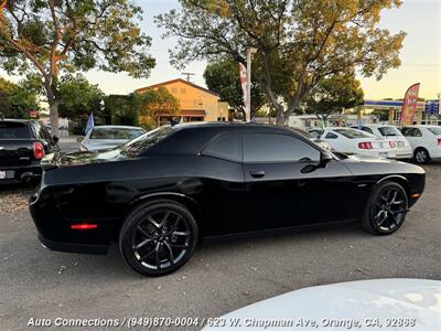 2016 Dodge Challenger R/T Plus   - Photo 3 - Orange, CA 92868