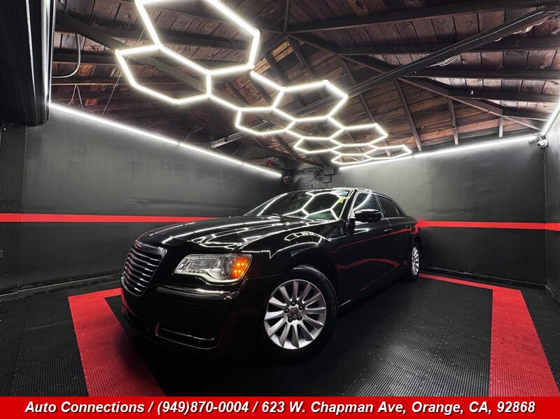 2014 Chrysler 300 Series - Photo 2 - Orange, CA 92868