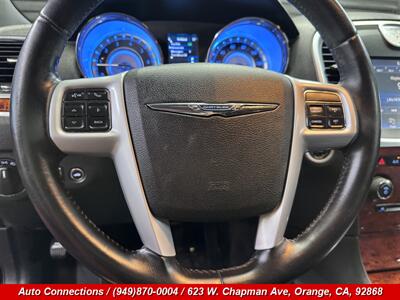 2014 Chrysler 300 Series - Photo 13 - Orange, CA 92868