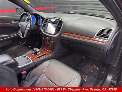 2014 Chrysler 300 Series - Photo 10 - Orange, CA 92868
