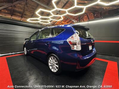 2012 Toyota Prius v Five - Photo 4 - Orange, CA 92868