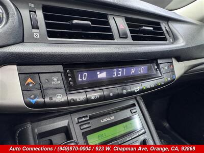 2015 Lexus CT 200h - Photo 17 - Orange, CA 92868