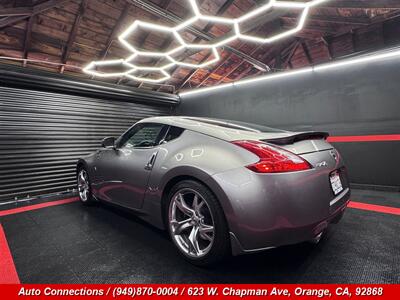 2009 Nissan 370Z Touring   - Photo 4 - Orange, CA 92868