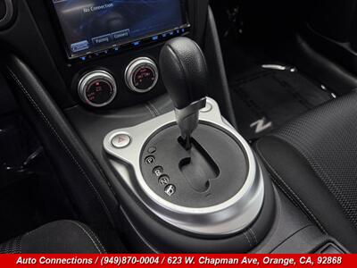 2009 Nissan 370Z Touring   - Photo 11 - Orange, CA 92868