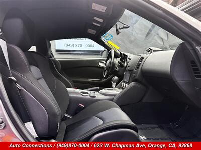 2009 Nissan 370Z Touring   - Photo 7 - Orange, CA 92868