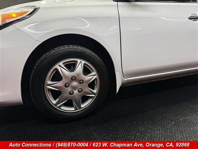 2015 Nissan Versa 1.6 SV - Photo 27 - Orange, CA 92868