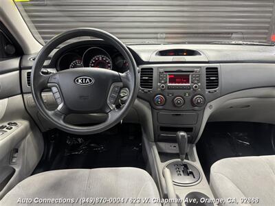2009 Kia Optima LX   - Photo 10 - Orange, CA 92868