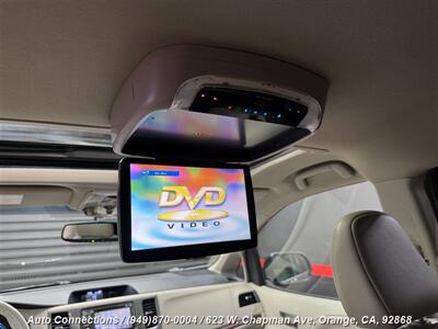 2013 Toyota Sienna XLE 8-Passenger   - Photo 23 - Orange, CA 92868