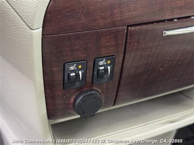 2013 Toyota Sienna XLE 8-Passenger   - Photo 18 - Orange, CA 92868