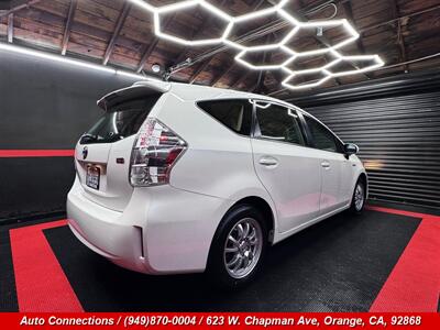 2014 Toyota Prius v Two   - Photo 3 - Orange, CA 92868
