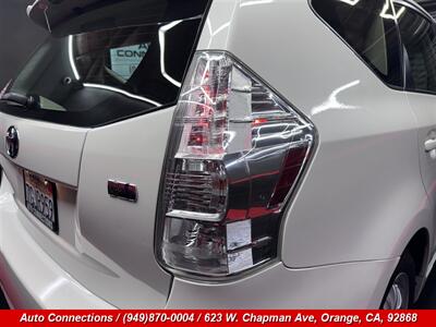 2014 Toyota Prius v Two   - Photo 27 - Orange, CA 92868