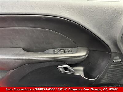 2018 Dodge Challenger SXT Plus - Photo 21 - Orange, CA 92868