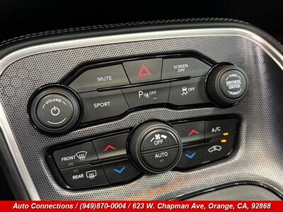 2018 Dodge Challenger SXT Plus - Photo 14 - Orange, CA 92868