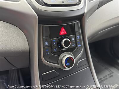 2016 Hyundai ELANTRA SE   - Photo 15 - Orange, CA 92868