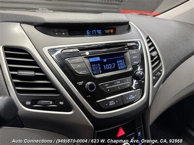 2016 Hyundai ELANTRA SE   - Photo 16 - Orange, CA 92868